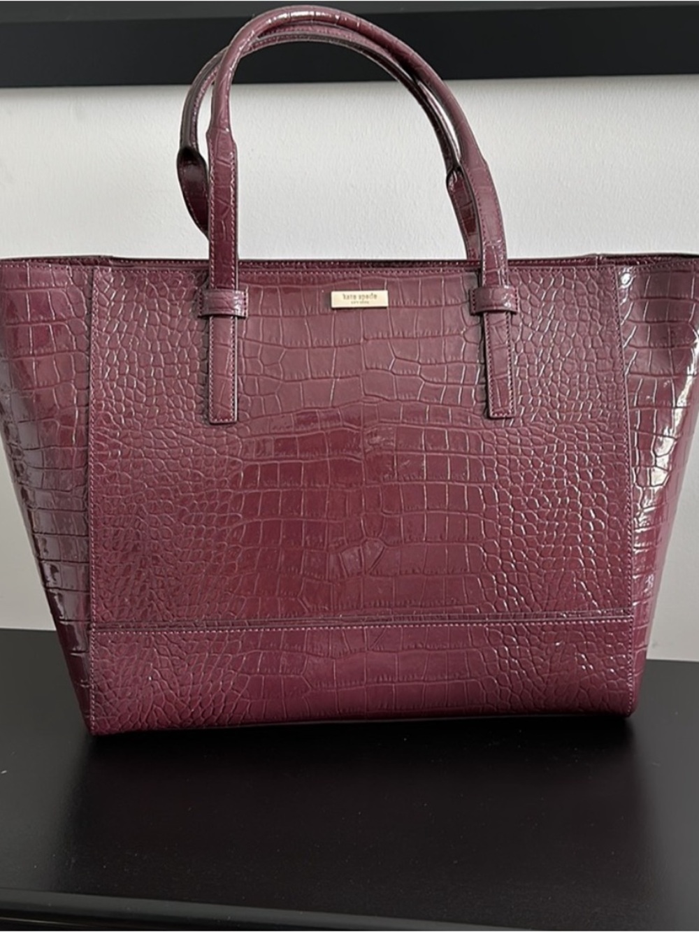 kate spade Croc-Embossed Tote in Wine